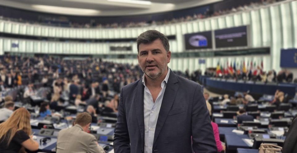 Nicolás González Casares, no Parlamento Europeo en Estrasburgo